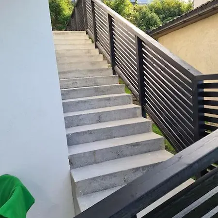 Fjord View In Centre With Parking *